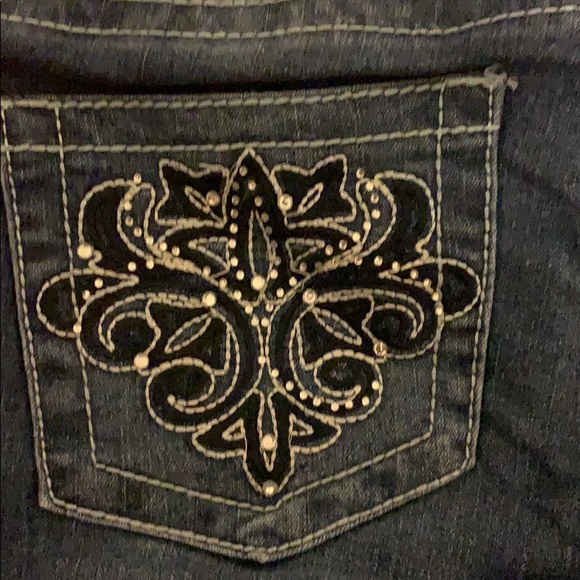 VGS Jeans - Picture 3 of 3